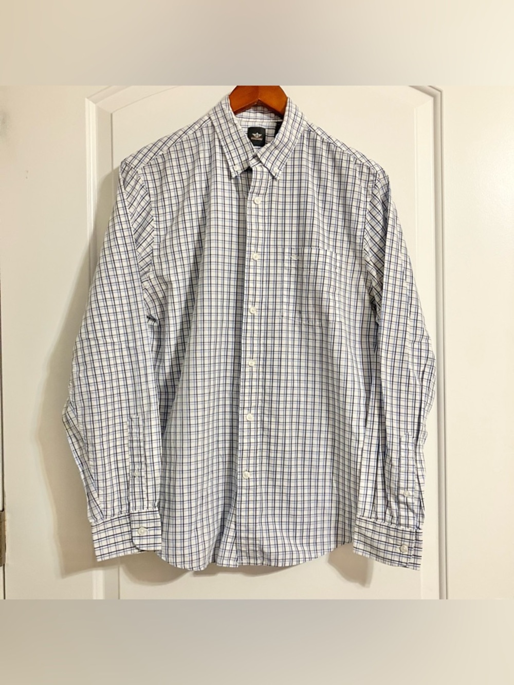 Dockers’‎ long-sleeve button-down white & blue plaid dress shirt men's size M